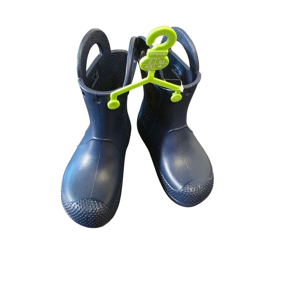 CROCS handle it